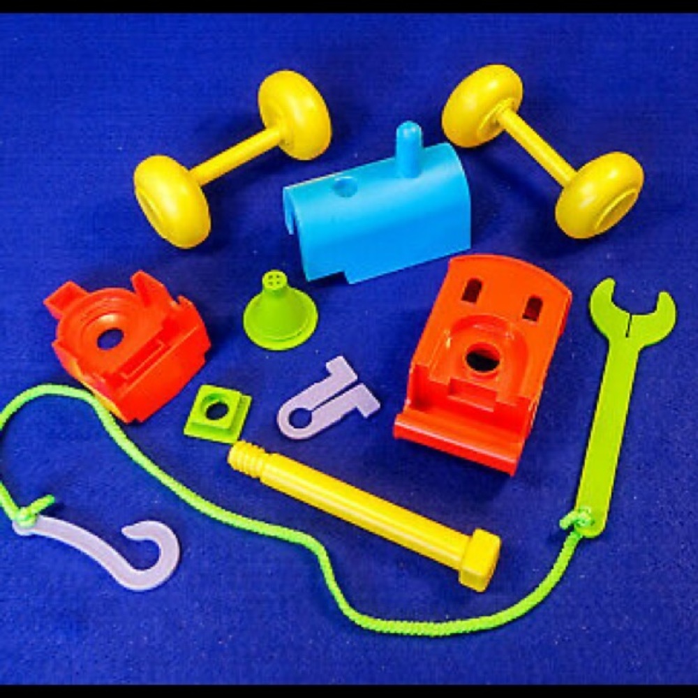 Toy Train -Tupperware - Picture 4 of 6